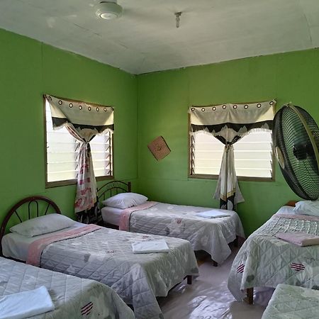 Mulu D Cave Homestay מראה חיצוני תמונה