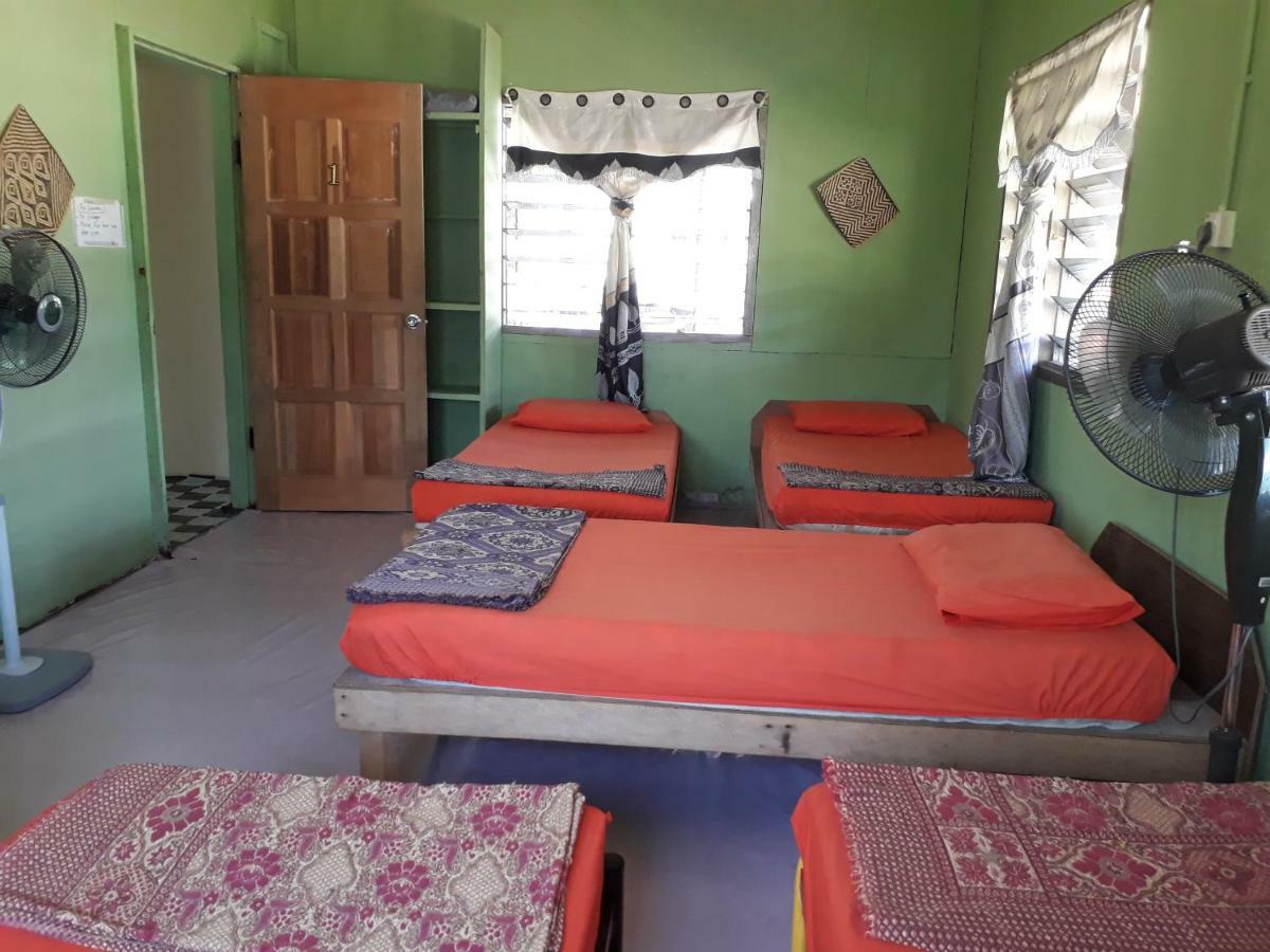 Mulu D Cave Homestay מראה חיצוני תמונה