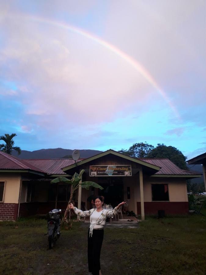 Mulu D Cave Homestay מראה חיצוני תמונה