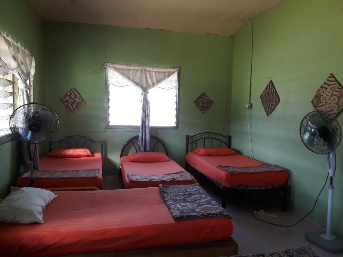 Mulu D Cave Homestay מראה חיצוני תמונה
