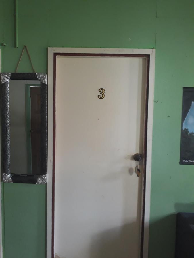 Mulu D Cave Homestay מראה חיצוני תמונה